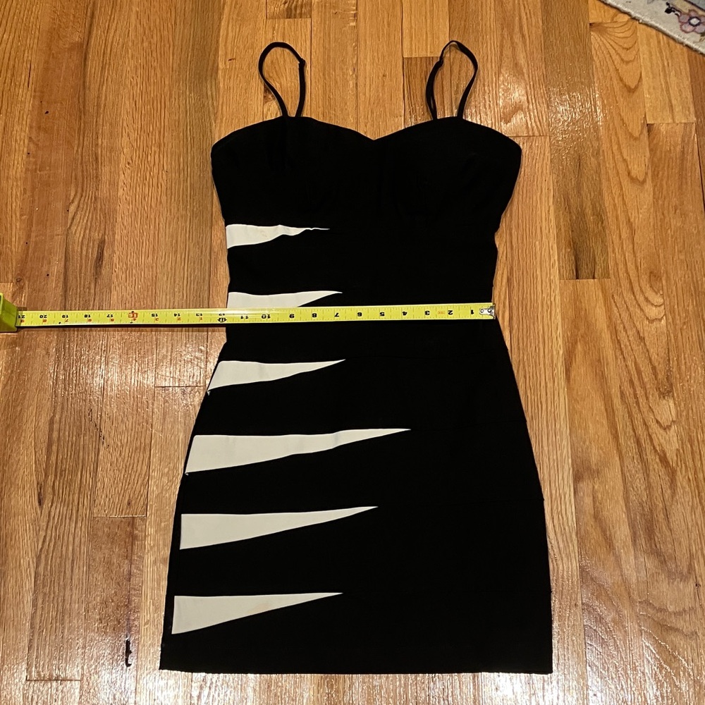 Chic Black and White Women's Mini Dress